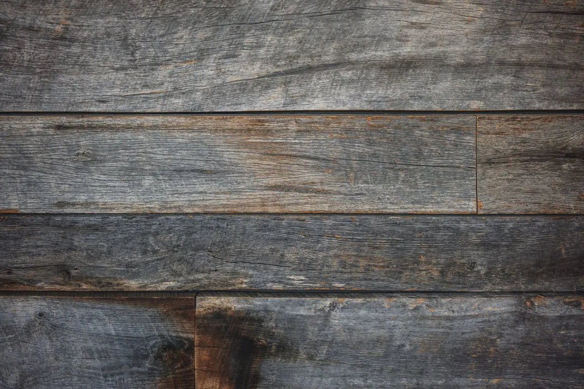 Reclaimed Wood vs. New Wood Furniture: Which Is Right for Your Rustic Home?
